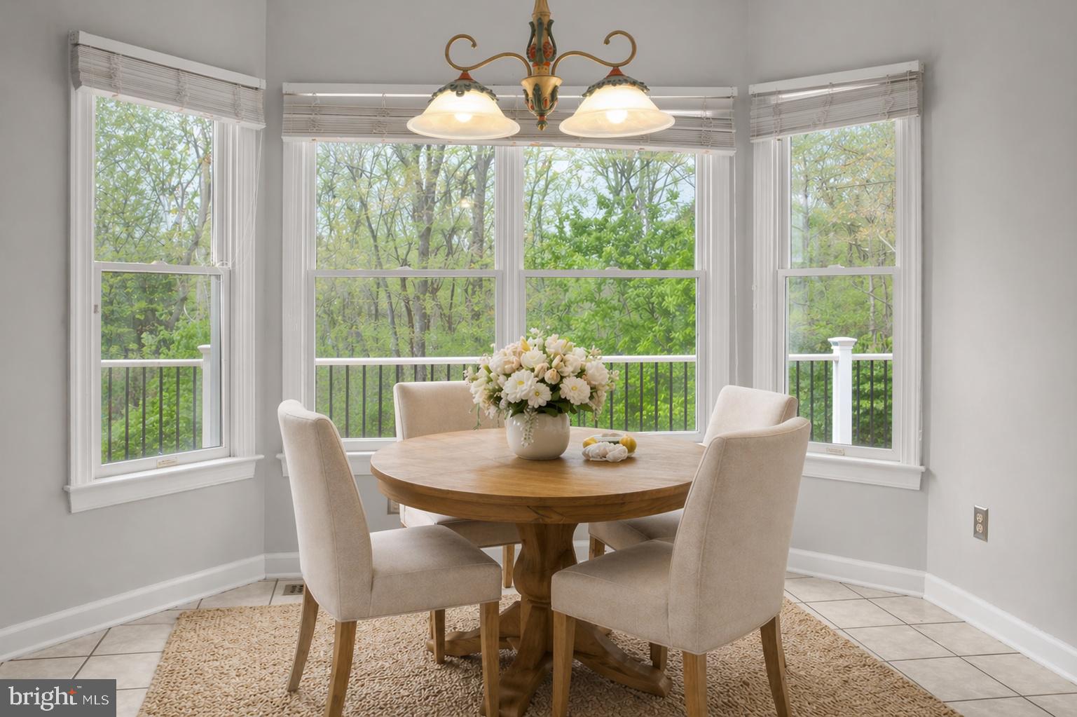 839 QUEEN ANNE DRIVE