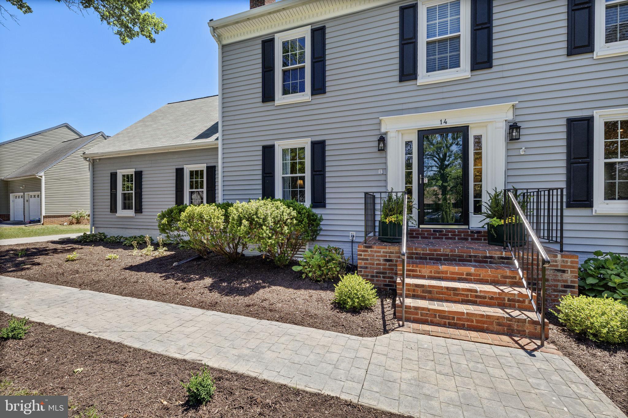 14 STEEPLECHASE ROAD