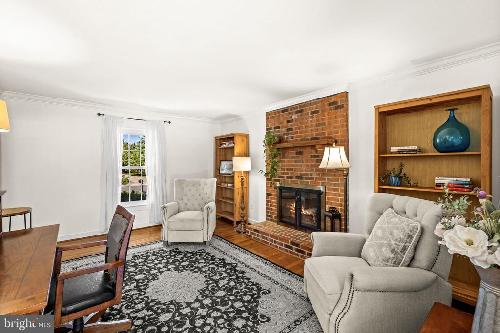 14 STEEPLECHASE ROAD