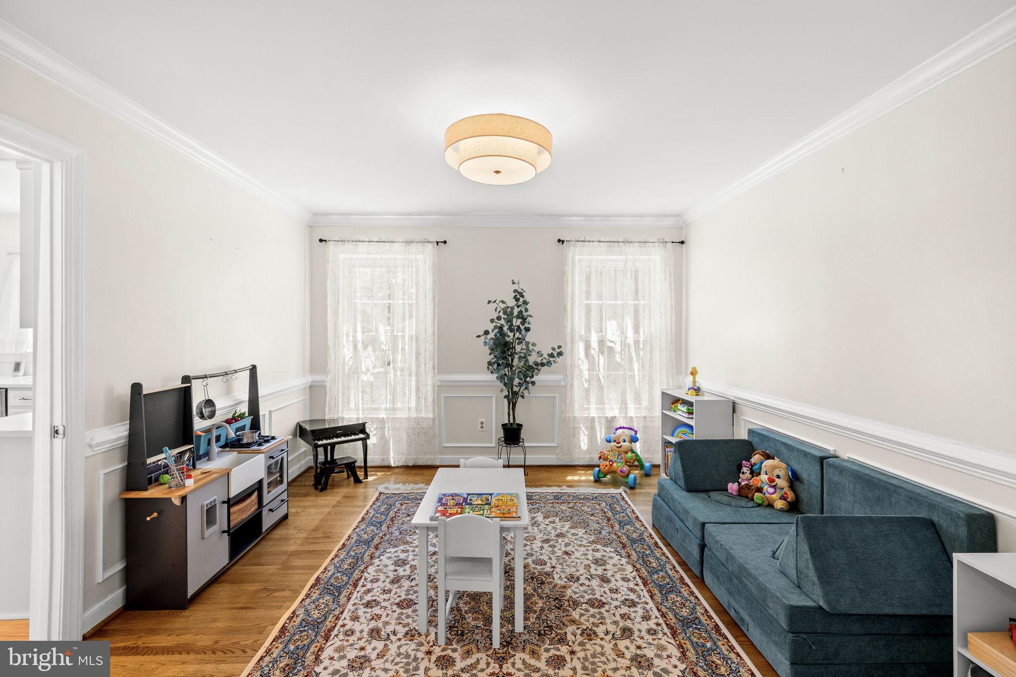 14 STEEPLECHASE ROAD