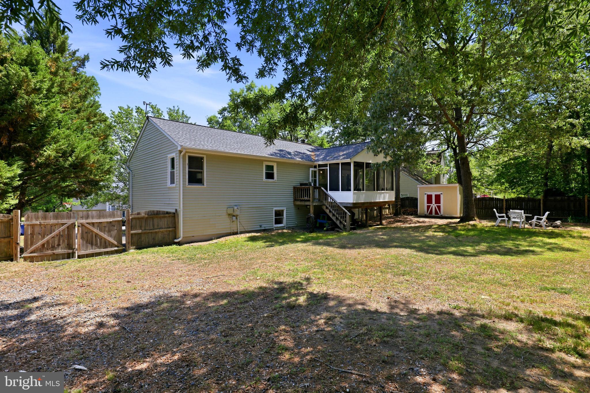 12 ARGYLE HILLS DRIVE