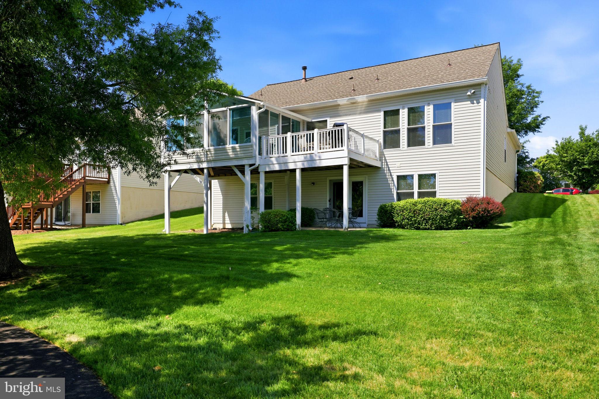 9 LINDEN COURT