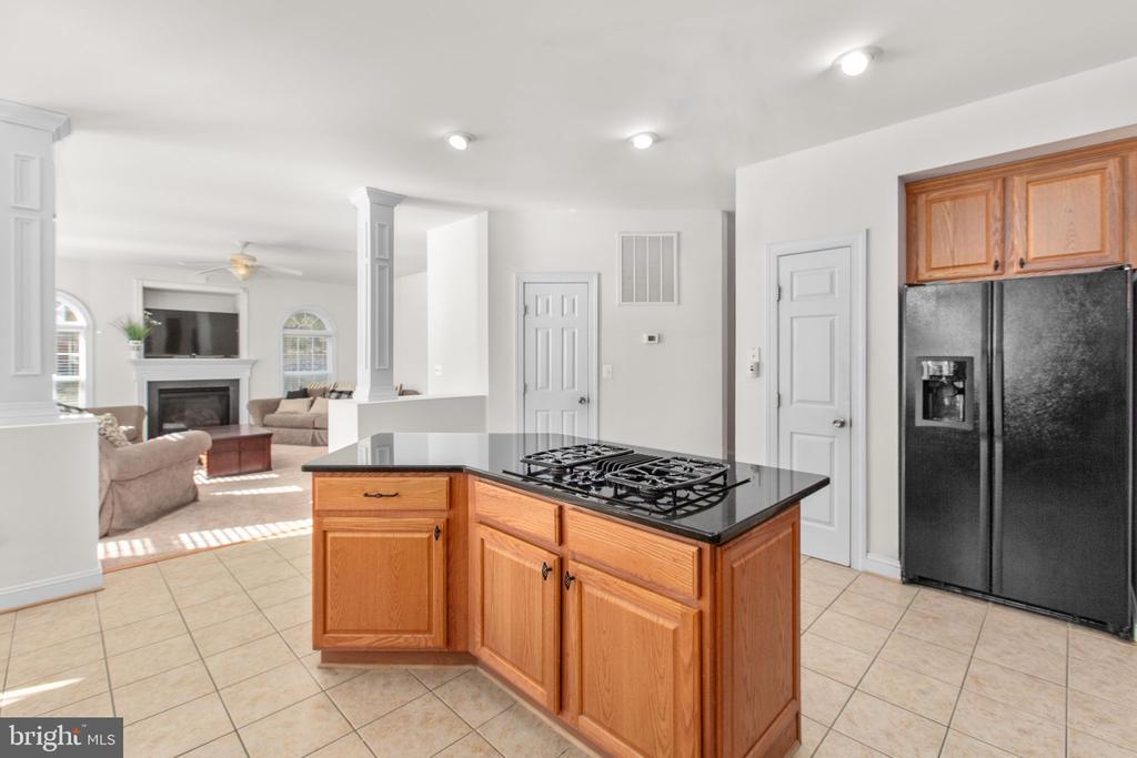 425 GENTLE BREEZE CIRCLE