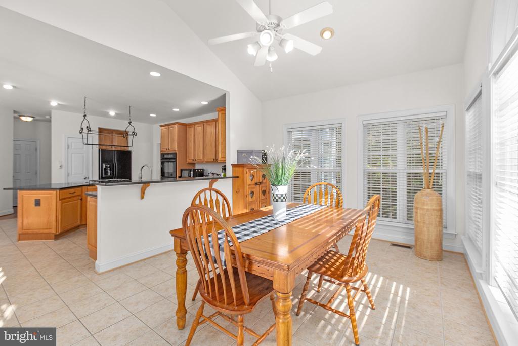425 GENTLE BREEZE CIRCLE
