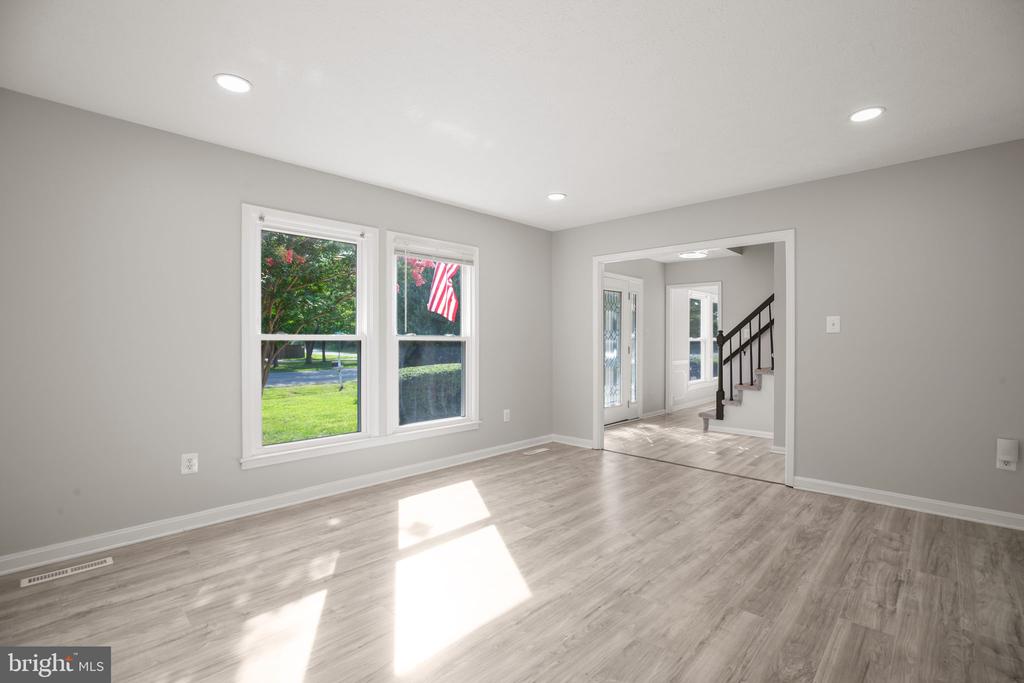 89 CLEREMONT DRIVE