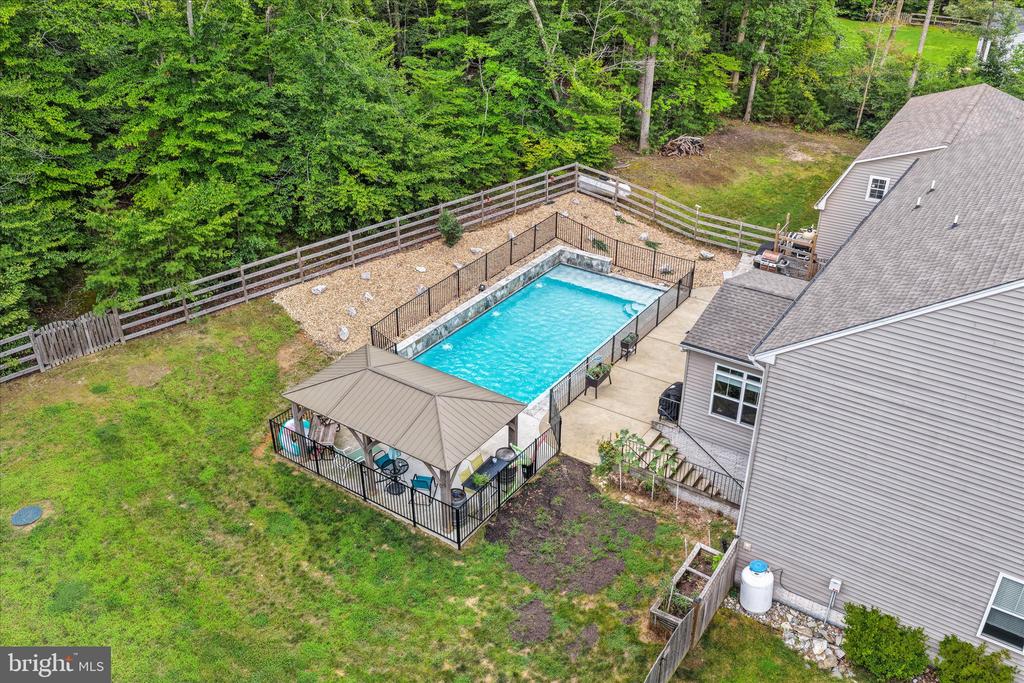 345 LONG MEADOW DRIVE