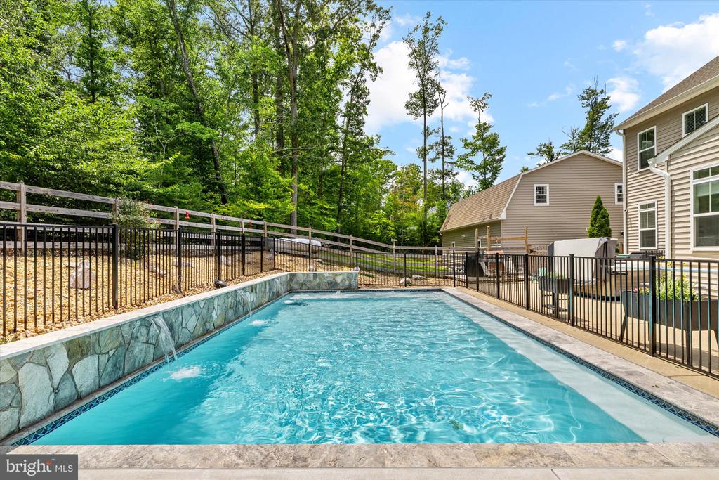 345 LONG MEADOW DRIVE