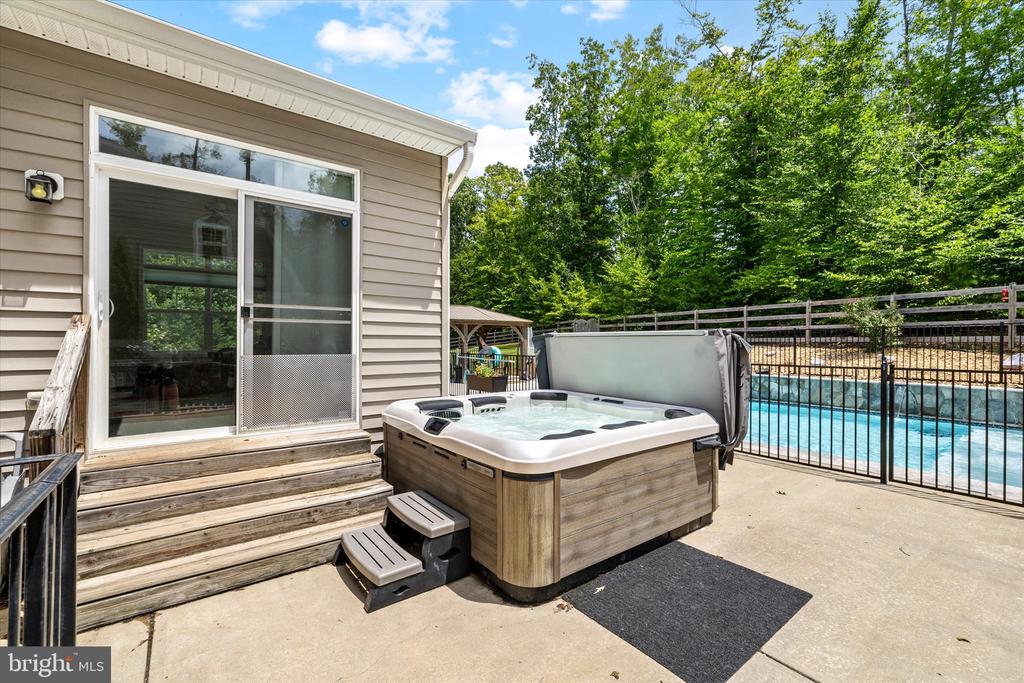 345 LONG MEADOW DRIVE