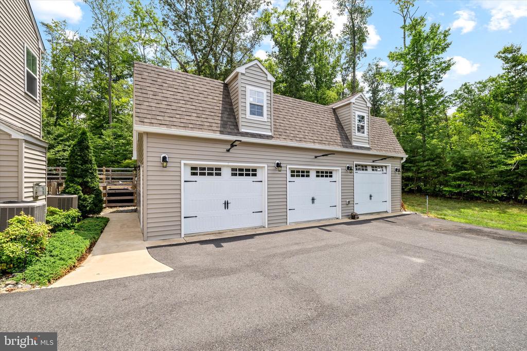 345 LONG MEADOW DRIVE