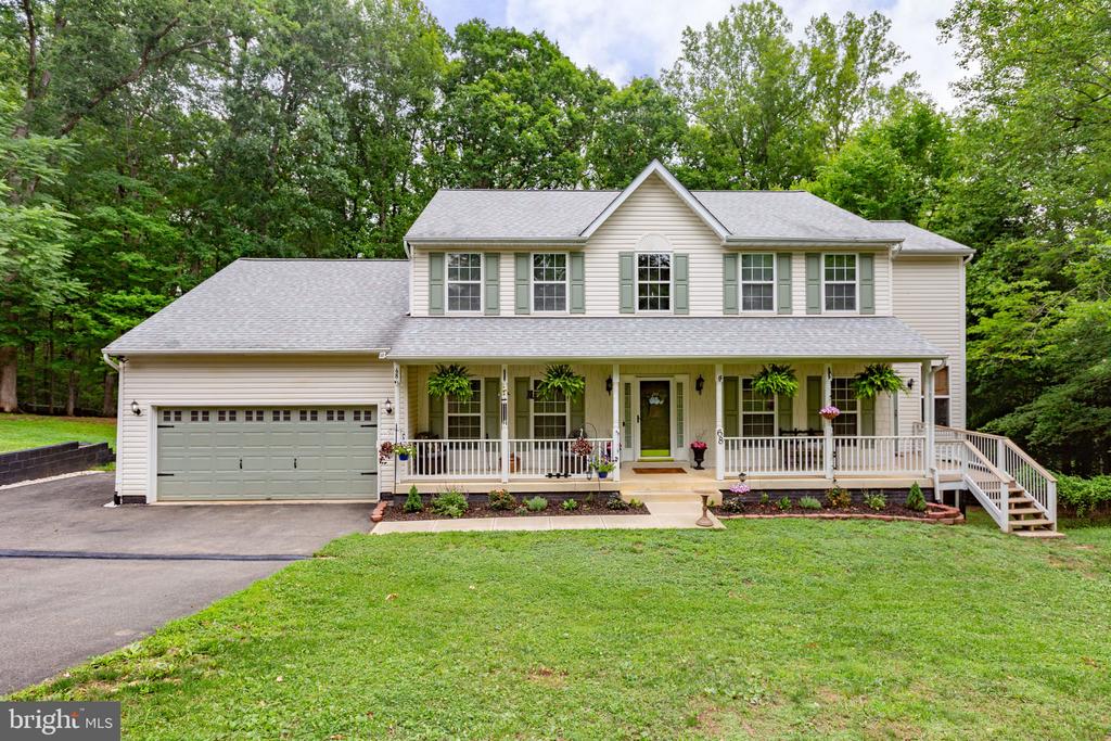 68 COAKLEY LANE