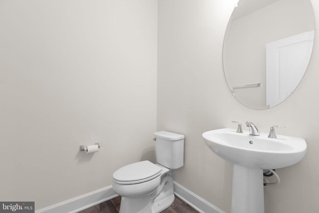 1221 MARIGOLD STREET
