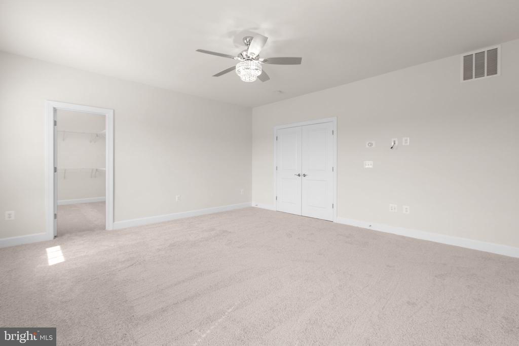 1221 MARIGOLD STREET