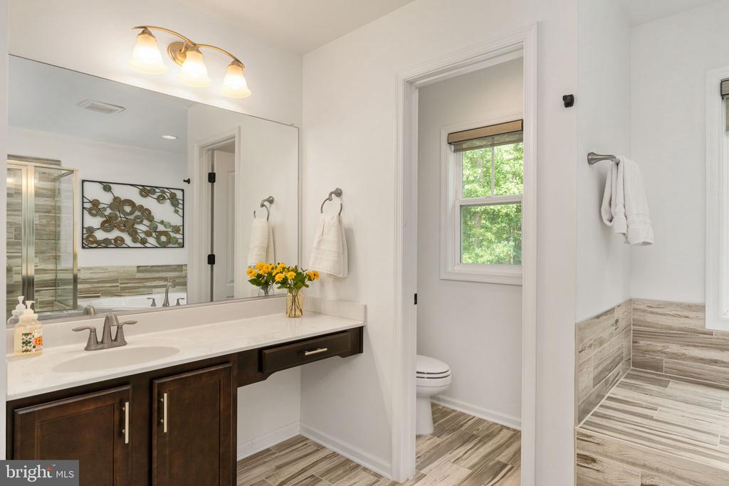 101 SNOWY EGRET WAY
