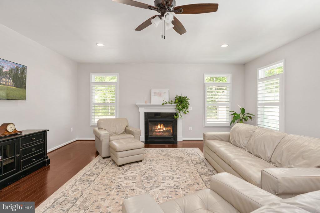 101 SNOWY EGRET WAY