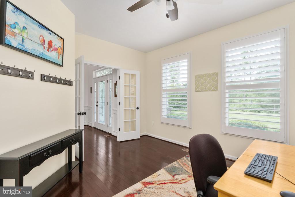 101 SNOWY EGRET WAY