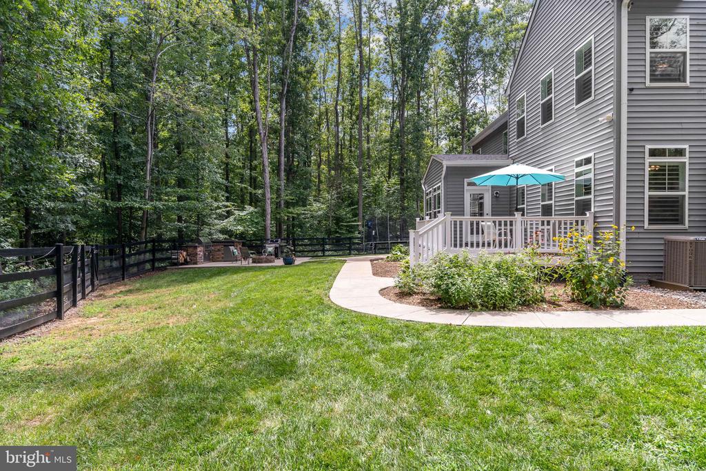 101 SNOWY EGRET WAY