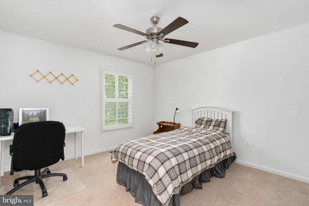 101 SNOWY EGRET WAY