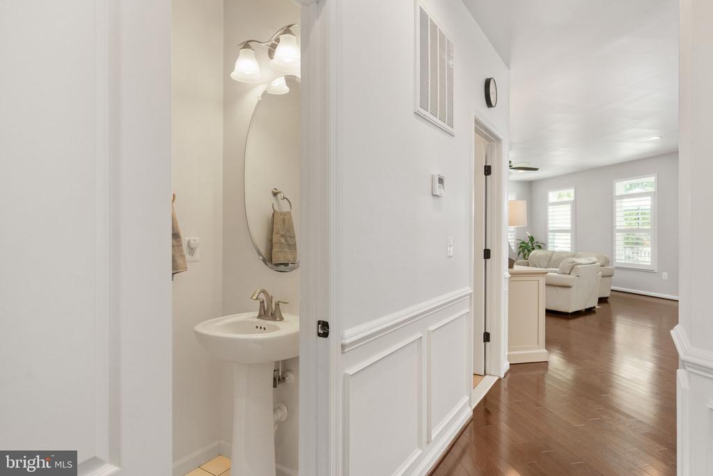 101 SNOWY EGRET WAY