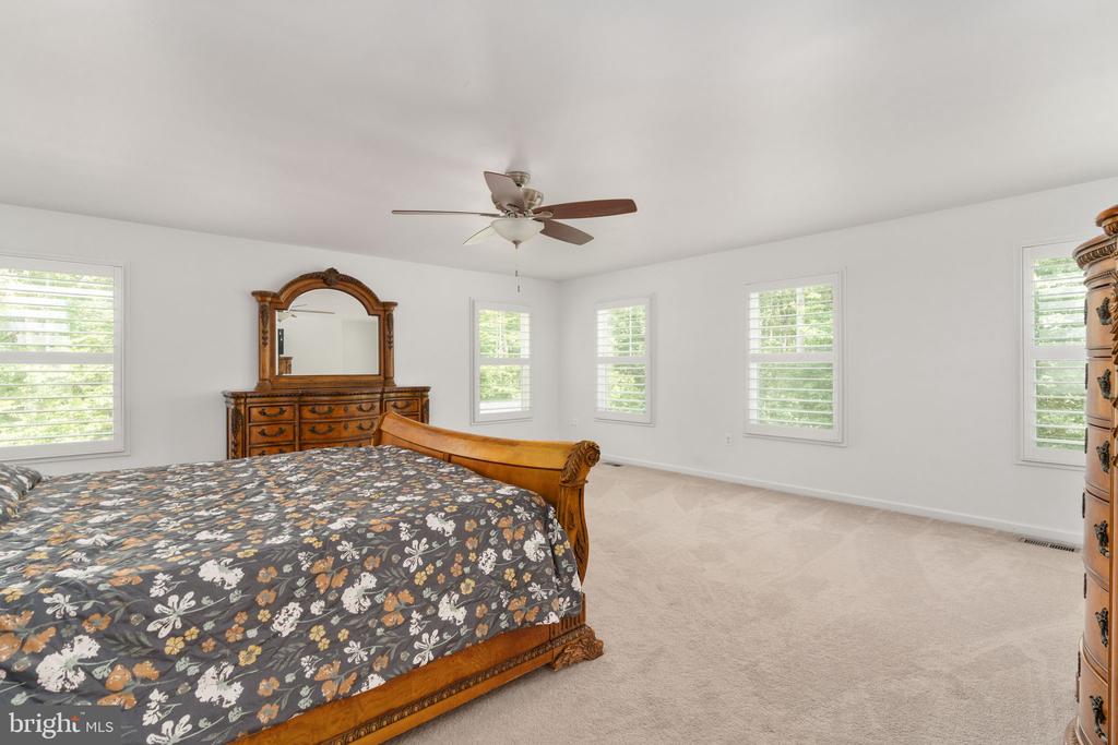 101 SNOWY EGRET WAY
