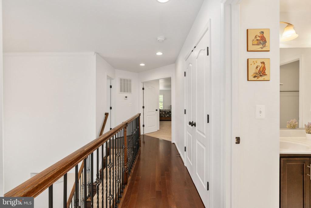 101 SNOWY EGRET WAY