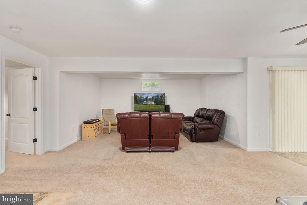 101 SNOWY EGRET WAY
