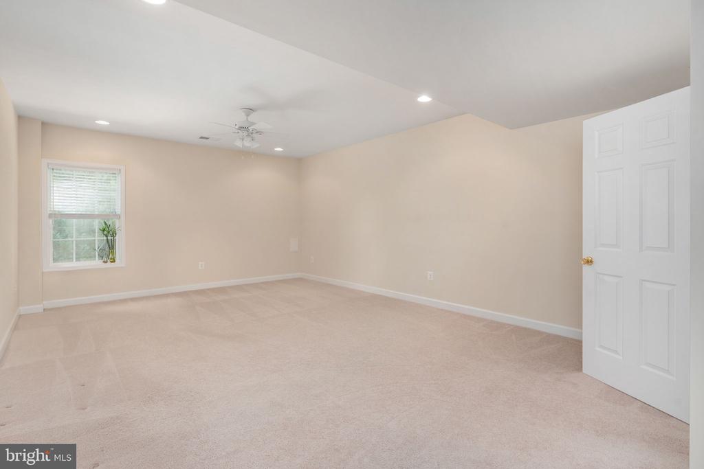 7 GABRIELS LANE