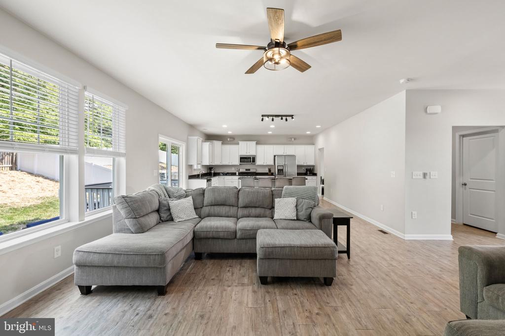 32 CLEAR SPRING LANE