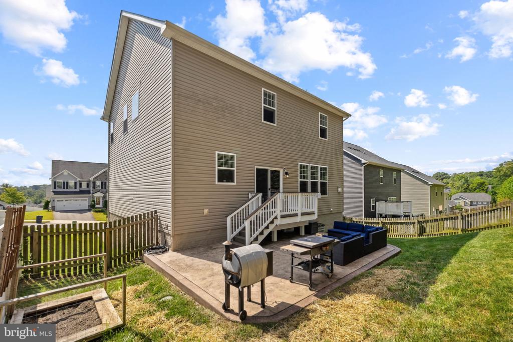 32 CLEAR SPRING LANE