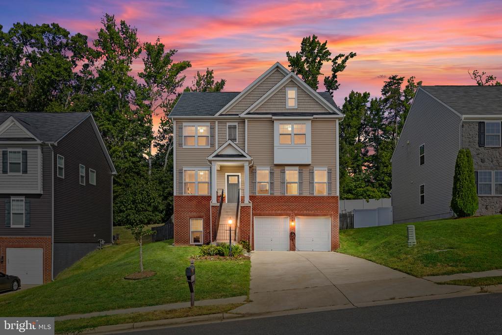 32 CLEAR SPRING LANE