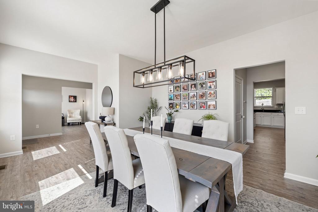32 CLEAR SPRING LANE