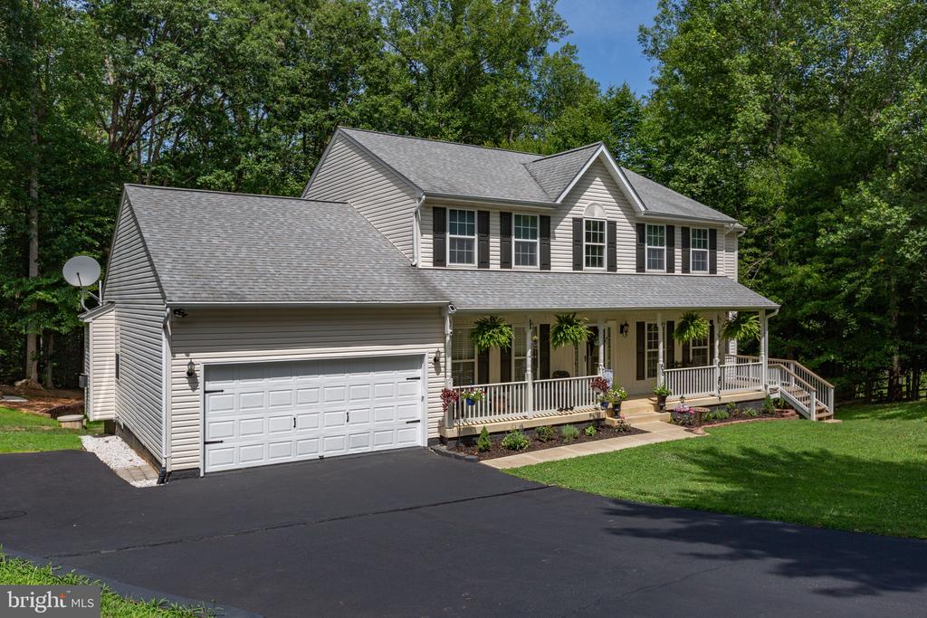 68 COAKLEY LANE