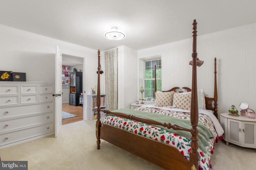 68 COAKLEY LANE