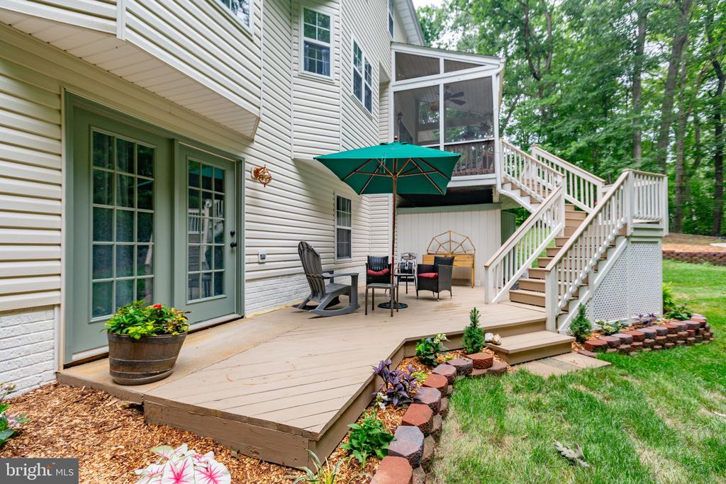 68 COAKLEY LANE