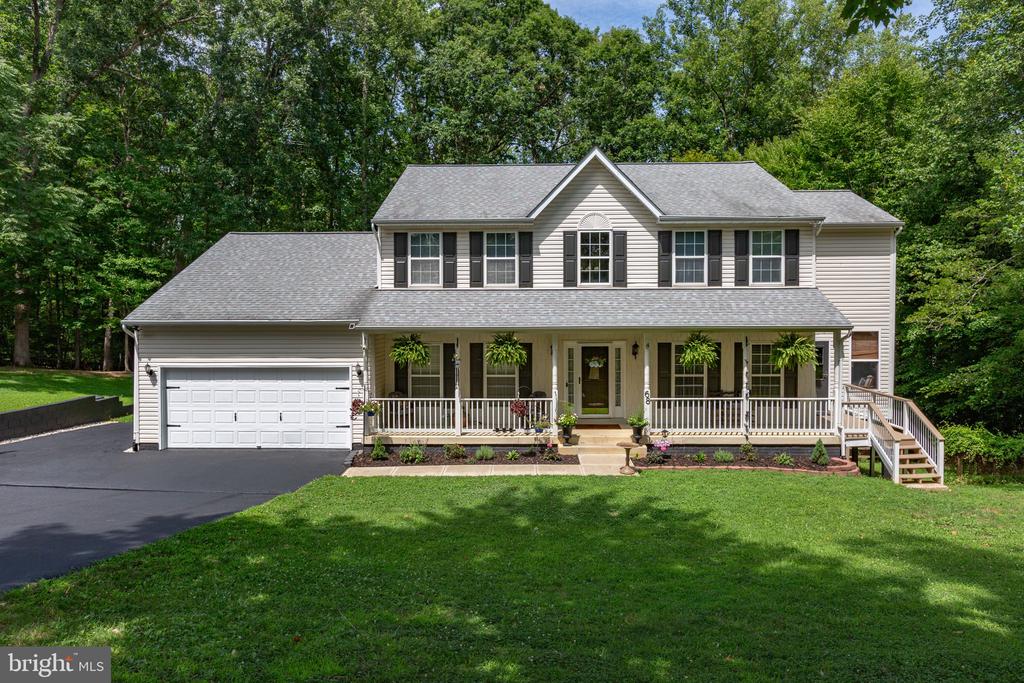 68 COAKLEY LANE