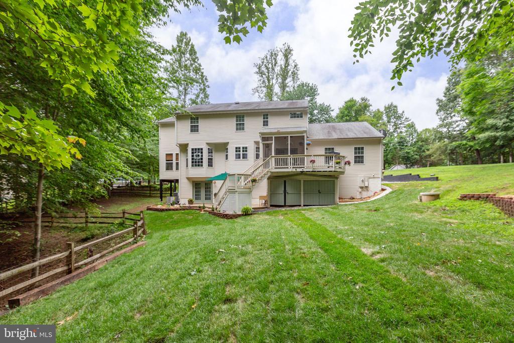 68 COAKLEY LANE