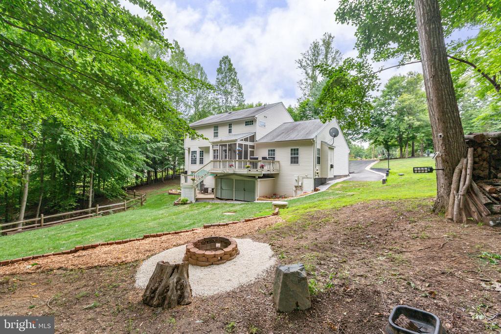 68 COAKLEY LANE