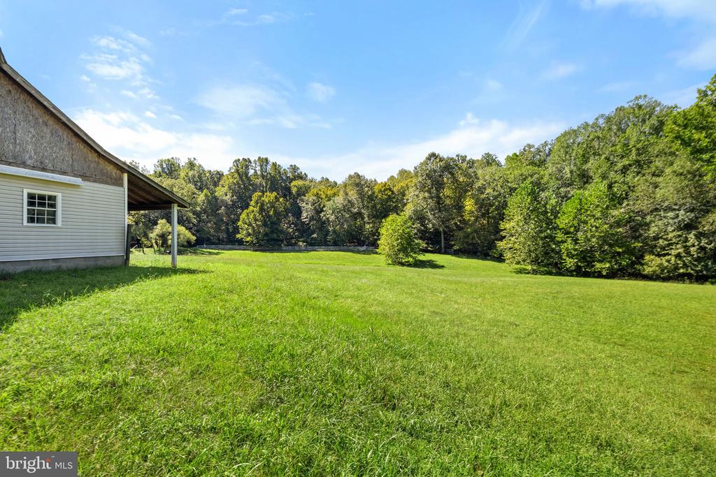 195 KING HENRY COURT