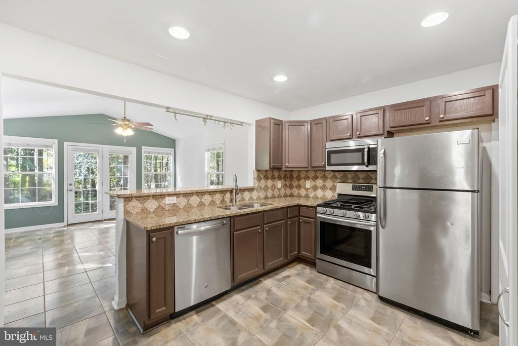 515 SHELTON SHOP ROAD