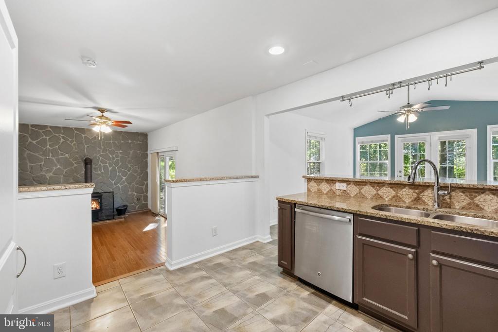 515 SHELTON SHOP ROAD