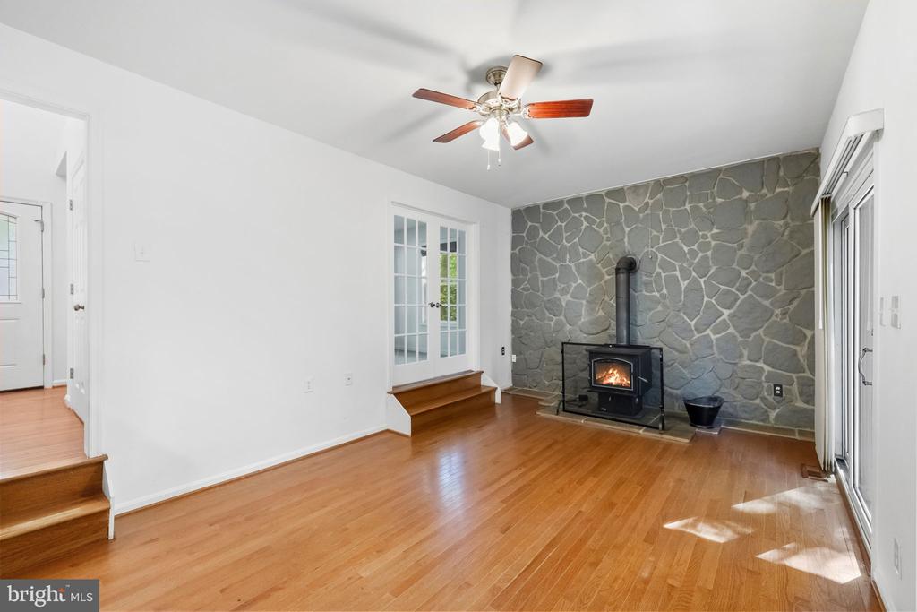 515 SHELTON SHOP ROAD