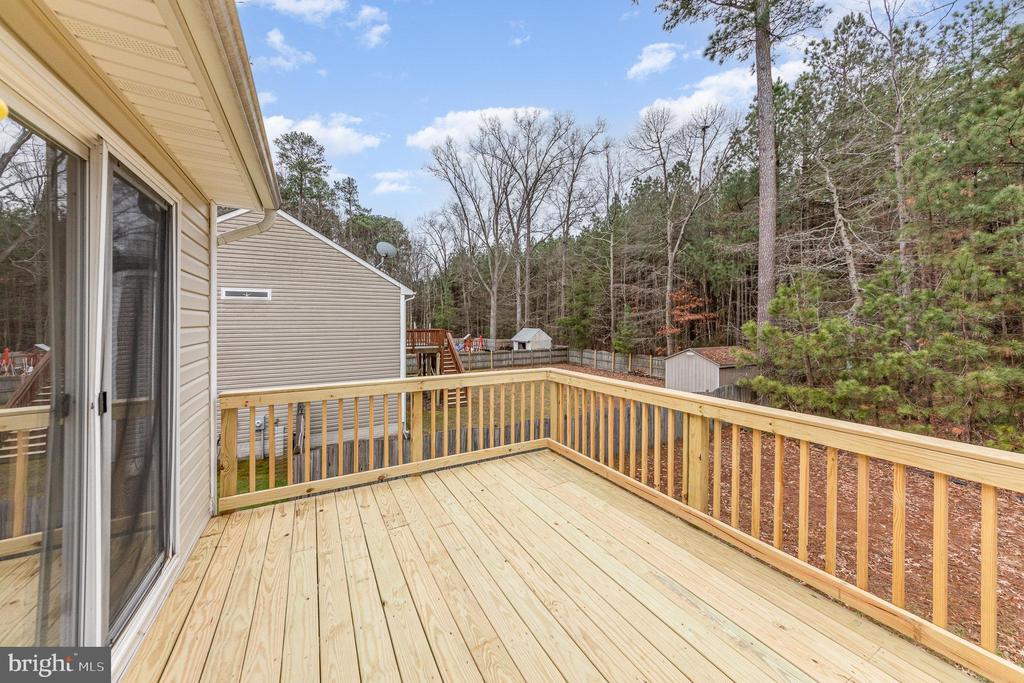 579 WAKEFIELD DRIVE
