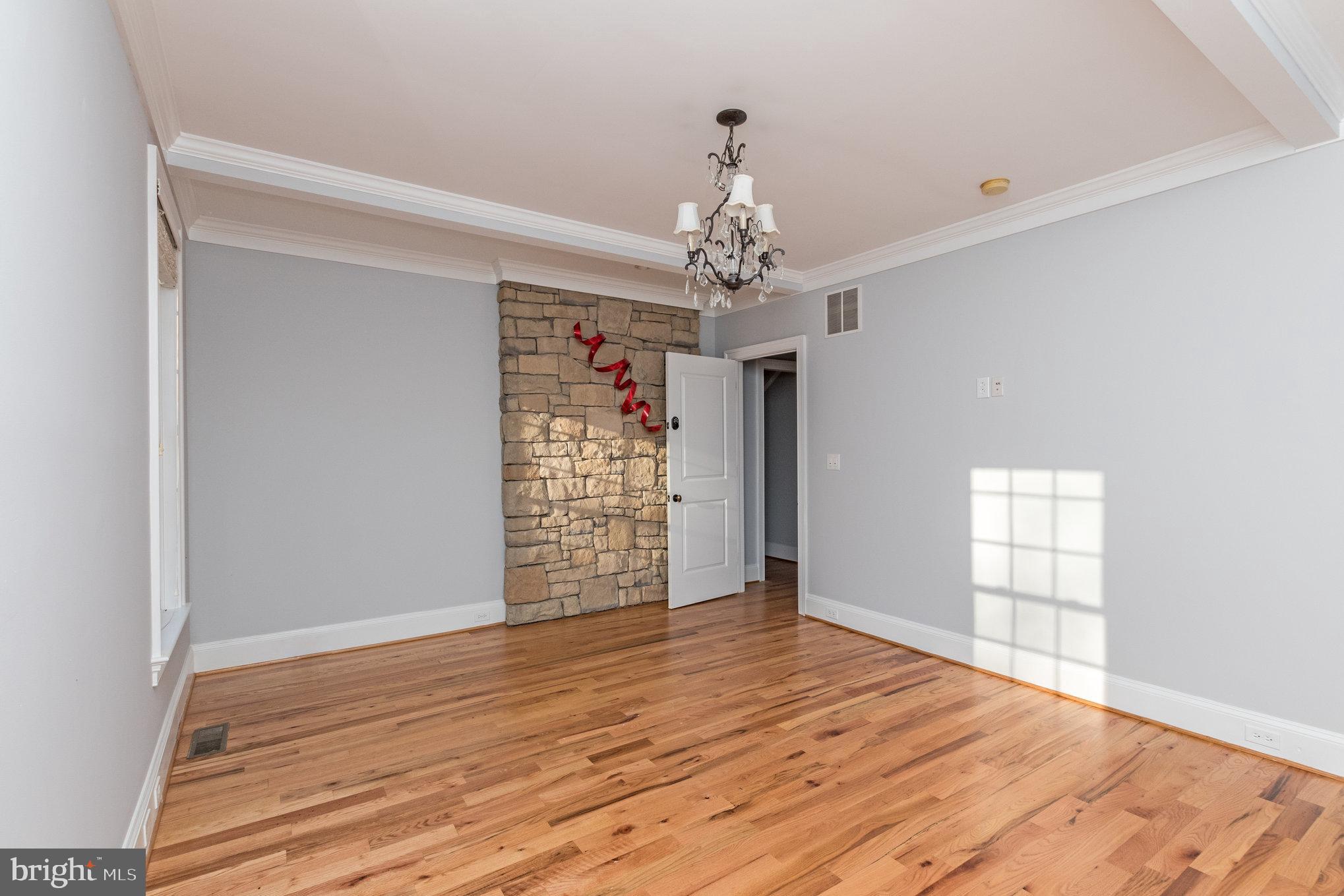 440 Scenic Overlook DRIVE