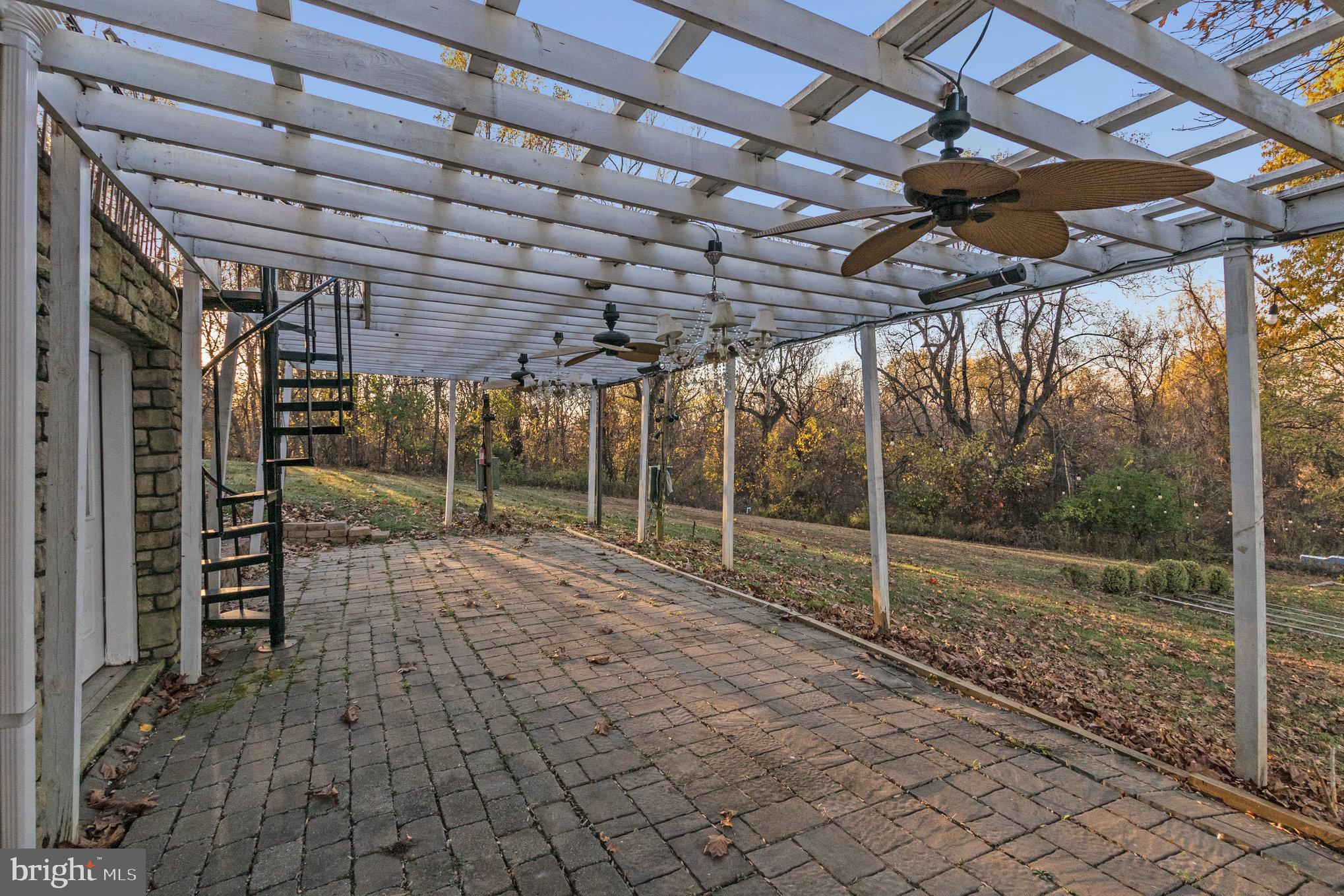 440 Scenic Overlook DRIVE