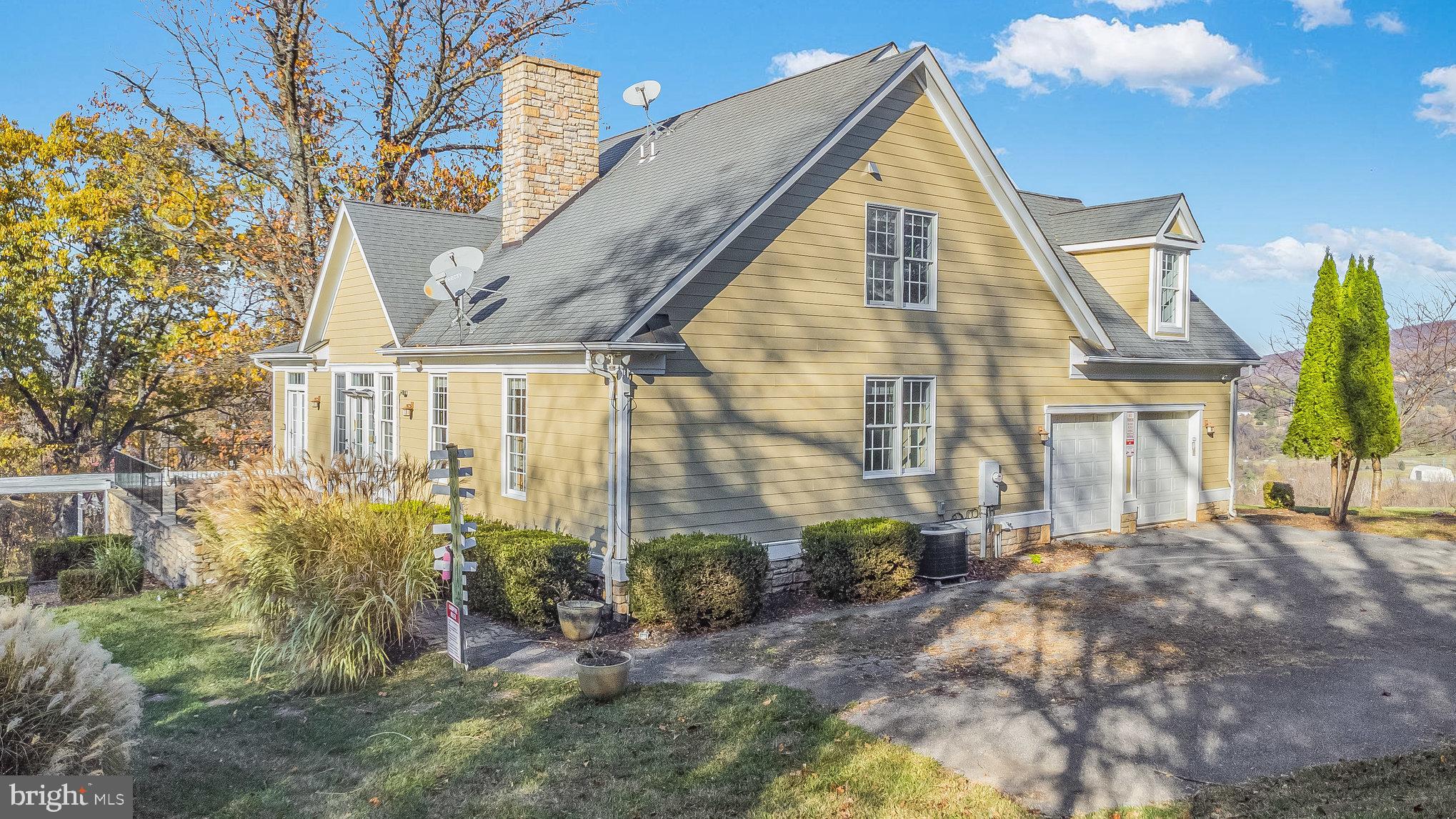 440 Scenic Overlook DRIVE