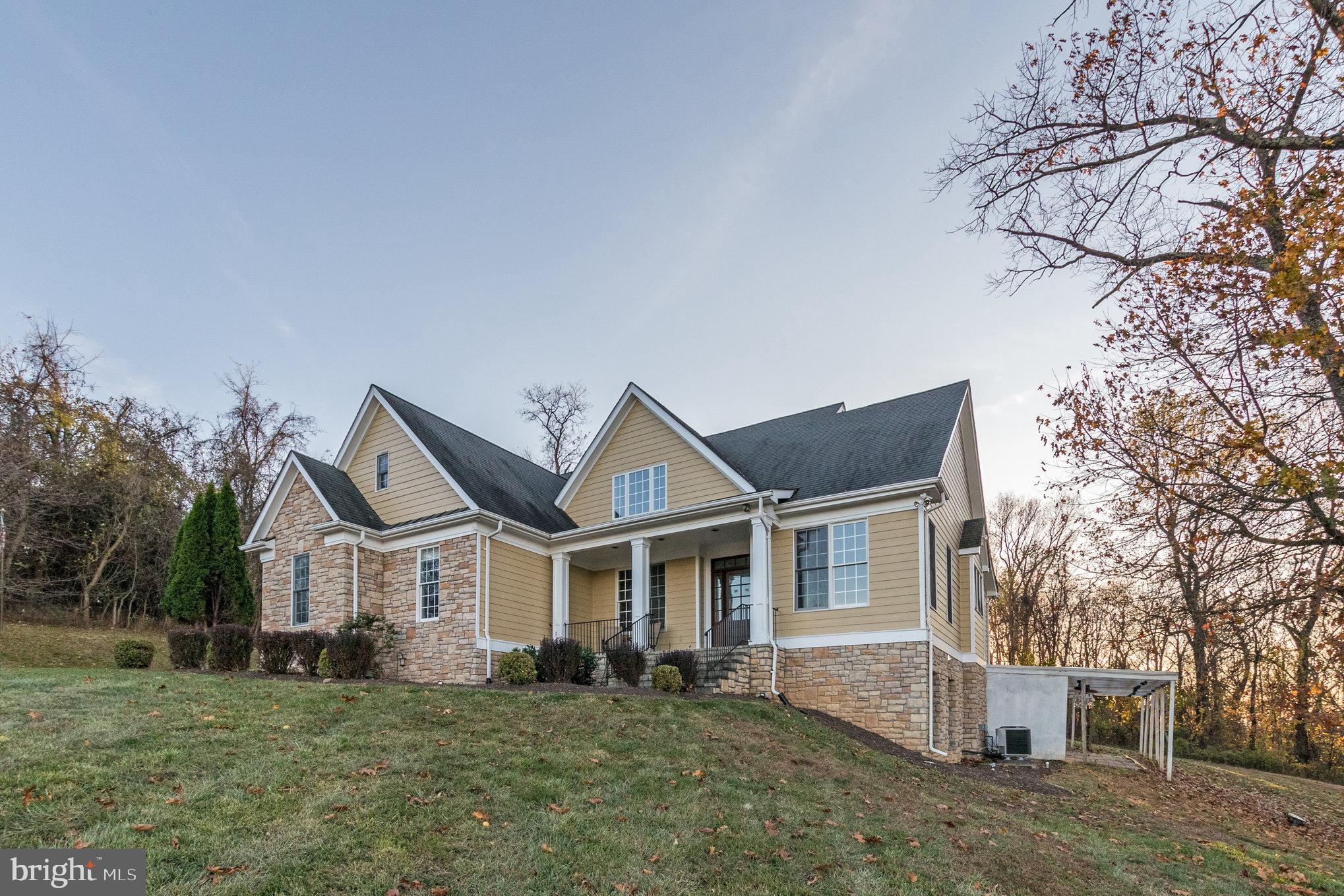 440 Scenic Overlook DRIVE