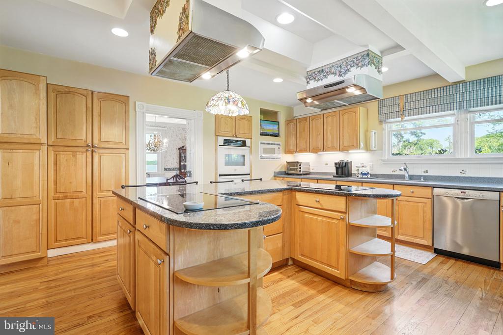 5365 BUENA VISTA ROAD