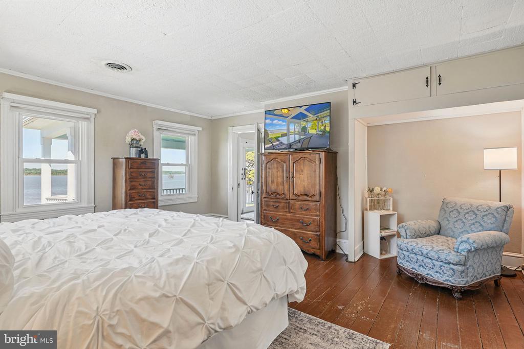 5365 BUENA VISTA ROAD