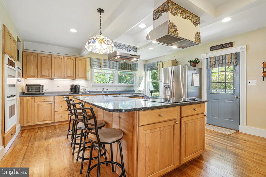 5365 BUENA VISTA ROAD