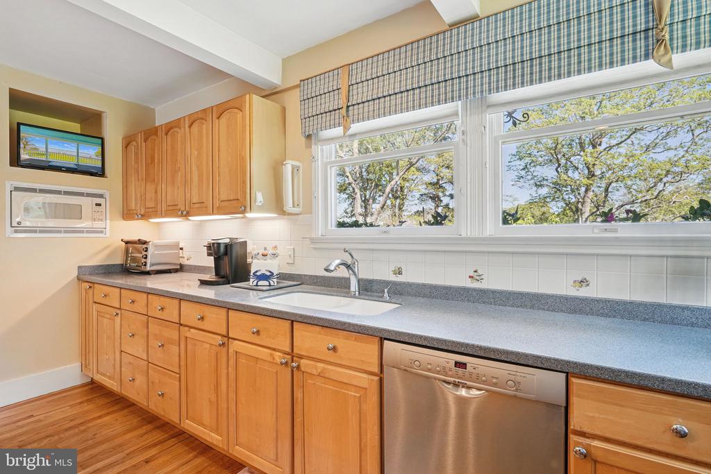 5365 BUENA VISTA ROAD