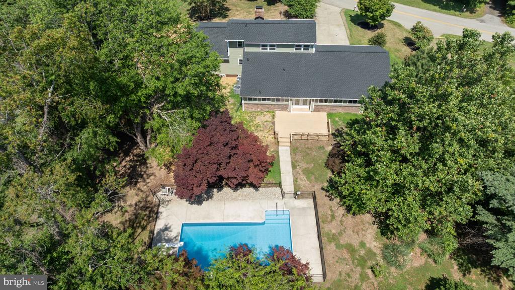 4735 PAUL HANCE ROAD